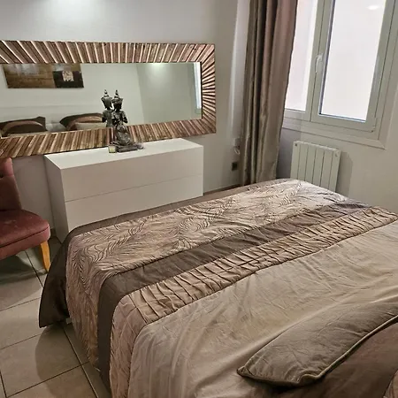 Michele Family - Centre - 2 Pieces Tranquille - A 150 M De La * 芒通